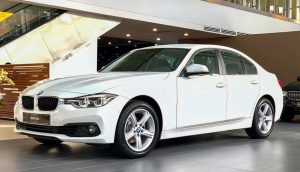 Đánh giá xe BMW 320i