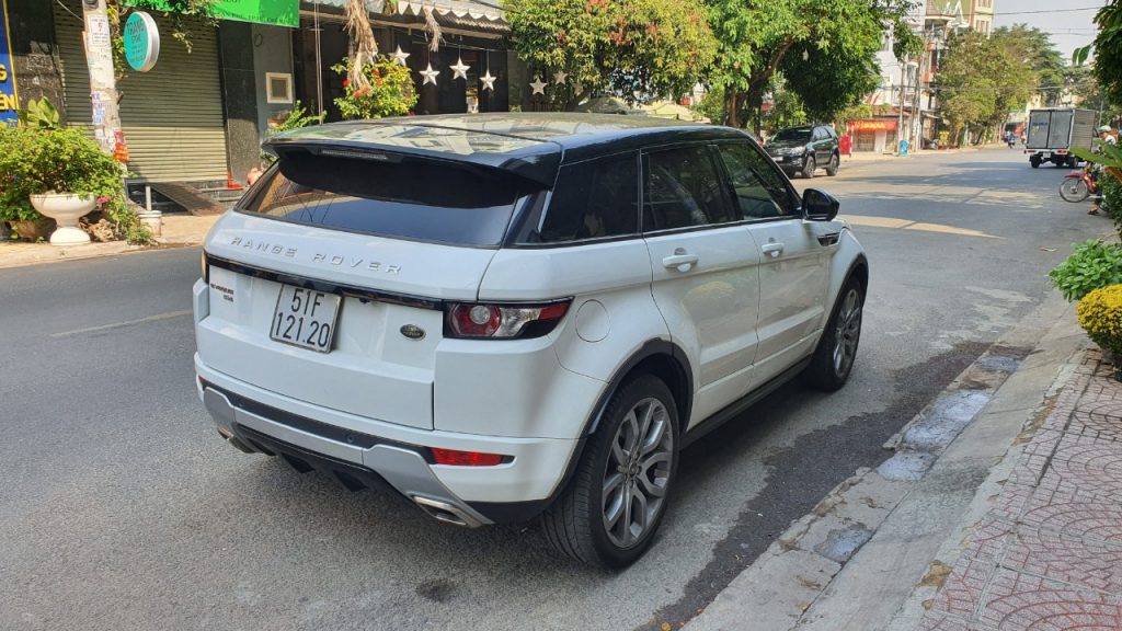 Xe cao cấp Range rover