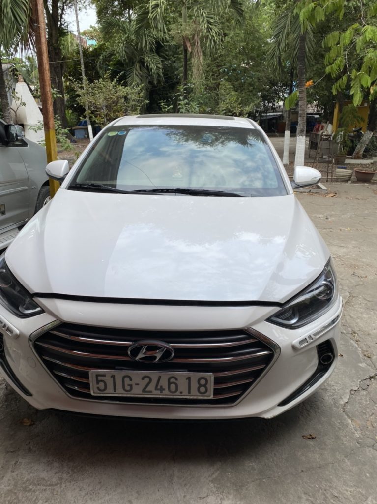 xe hyndai chu spa quan 1