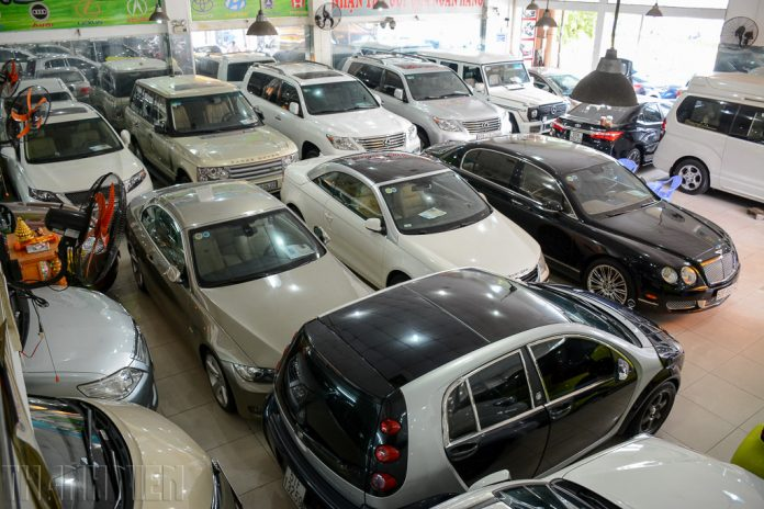 Kiểm tra và lái thử xe trước khi quyết định giao dịch