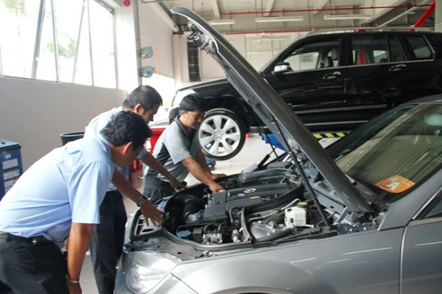 Dịch vụ thuê thợ xem xe ô tô cũ uy tín chất lượng tại TP HCM