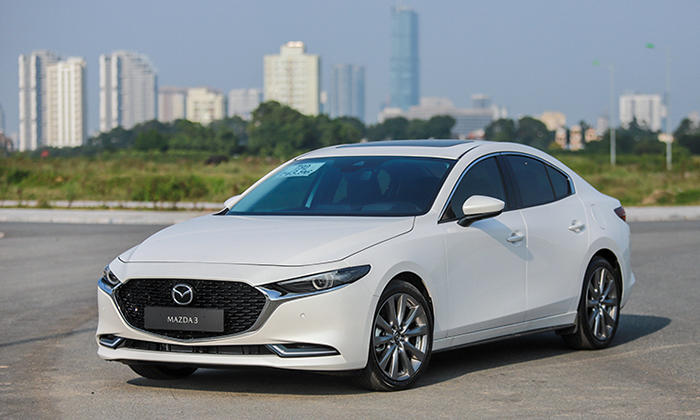Mazda 3 gây ấn tượng với thiết kế hiện đại và rất tiết kiệm xăng