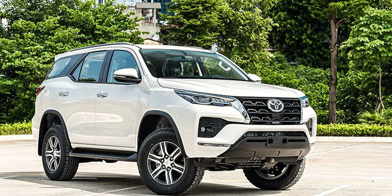 Lưu ý khi mua xe cũ 7 chỗ